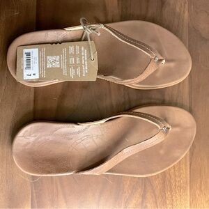 OluKai Leather Sandals With Tag